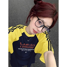 黄袖拼藏青