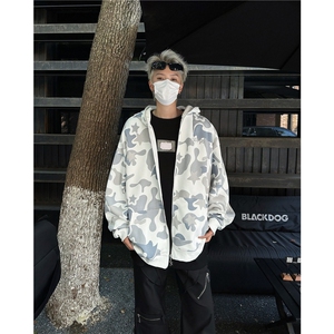 春秋新款经典日系潮牌鲨鱼迷彩双帽男拉链外套高街情侣嘻哈卫衣女图片