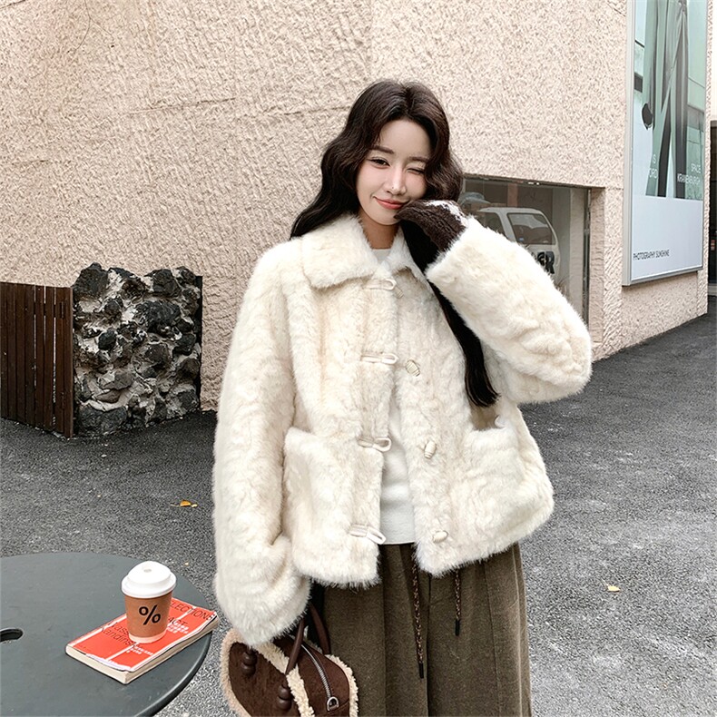 【新品】柔软亲肤高级感皮毛一体外套女5163-P195-K288,女装皮草,2C126