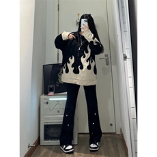 黑色