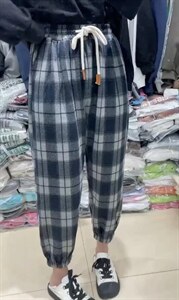 磨毛格子裤好卖哦图片
