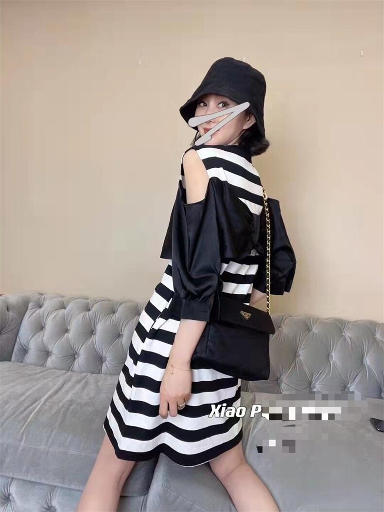 条纹露肩连衣裙，女装连衣裙，时代公主