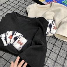 黑色