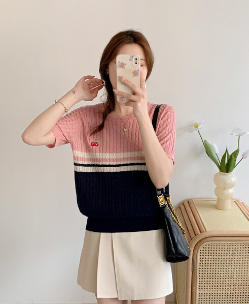 条纹麻花薄款2025春夏款圆领领樱桃减龄时尚气质短袖T恤女针织上，女装羊毛衫，臻纶羊绒