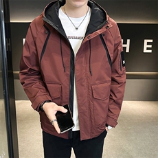 暗红色