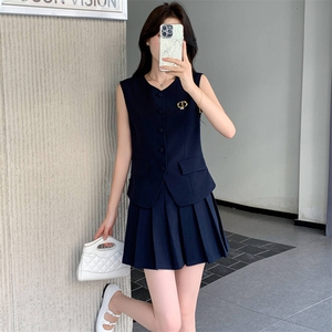 英伦风藏青色无袖马甲半身裙套装女夏大方得体流行两件套小个子图片