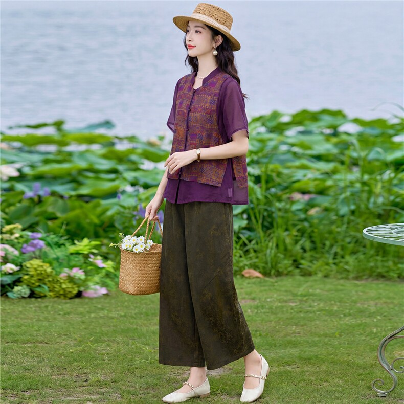 现货2026年夏季新款中式时尚两件套装女小衬衫马甲T恤提花阔腿裤图片