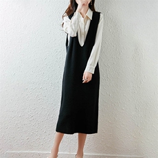 2025百搭时尚简约长款四平v马甲羊毛连衣裙，女装连衣裙，越洋羊