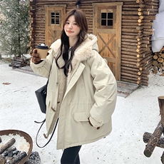 现货牛角扣加厚羊羔毛连帽休闲派克服5832-P275-K408，女装派克服，2C159