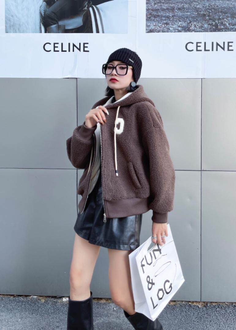 冬装皮毛一体，其它，秋莎明月