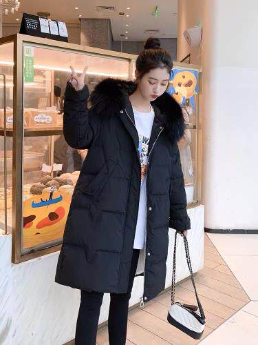 大嗠子毛领90绒长款羽绒服，女装羽绒服，红雀纺