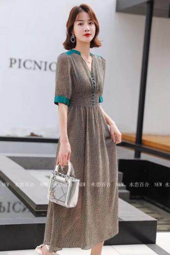 夏装新款连衣裙，女装连衣裙，水恋百合