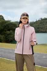 2025百搭时尚简约拉链连帽兜兜拉链冲锋衣，女装短外套，衫都服饰