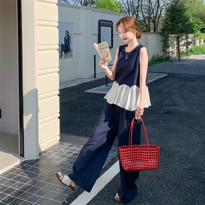 纯欲风高级感灰色套装女夏2025新款蕾丝拼接V领上衣半身裙两件套图片