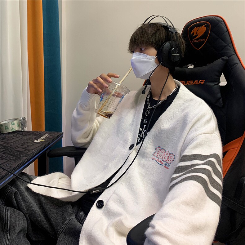 港风 秋款字母印花开衫V领四条杠毛衣 M351 P65控88图片