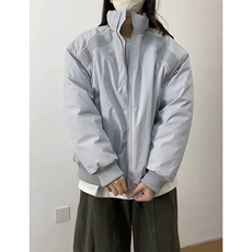 灰色