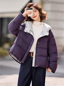 90白鸭绒羽绒服女2025年冬季新款时尚撞色连帽宽松羽绒服外套图片