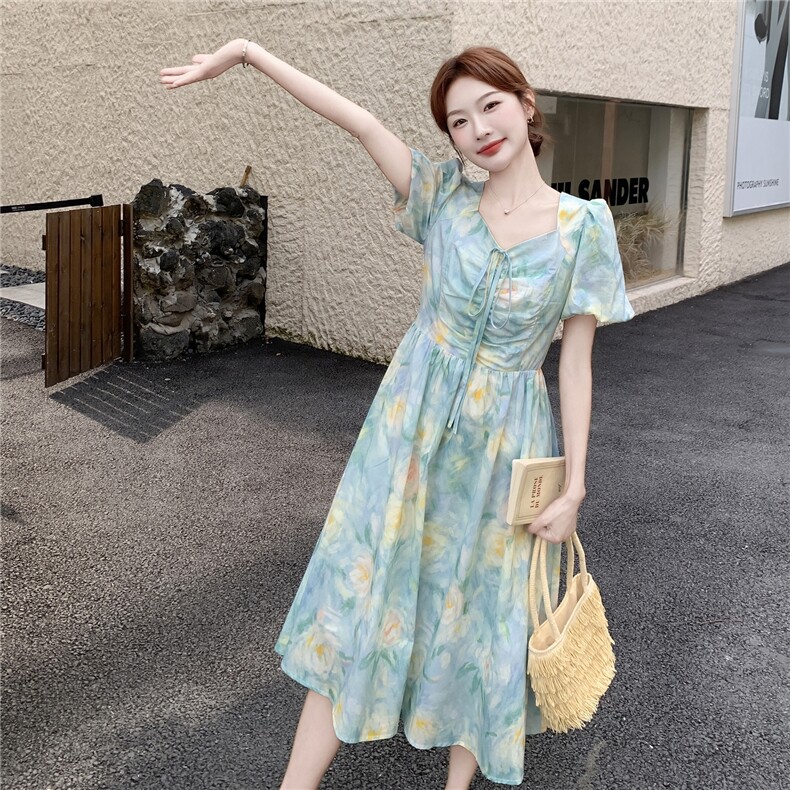 现货-2026年夏季新款韩版宽松显瘦百搭法式度假风中长款连衣裙女,女装连衣裙,霓裳依族