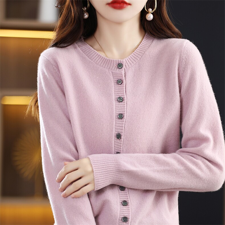 圆领羊毛衫女短款2024秋新款潮针织开衫外套女，女装羊毛衫，斯尔特羊绒