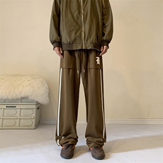 咖啡色