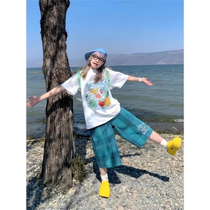 多巴胺穿搭美式复古格子刺绣七分裤女夏宽松直筒阔腿慵懒休闲短裤图片