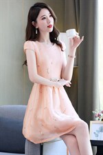 2023年夏季时尚气质优雅提花绣花连衣裙，女装连衣裙，鑫鑫美