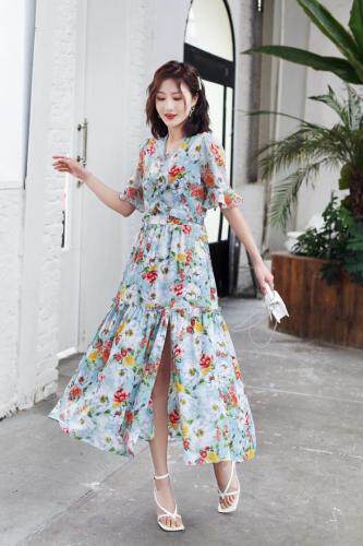 碎花雪纺连衣裙，女装连衣裙，咔蒂妮