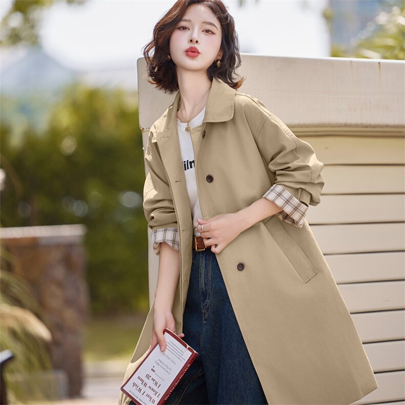 韩系时尚格纹拼接卡其色风衣女2025秋新款翻领中长款宽松休闲外套，女装风衣，微微衣阁