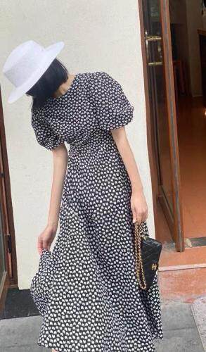 夏季新款连衣裙，女装连衣裙，流行风暴