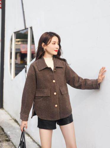 冬季新款，菠萝呢外套，女装，艾伊贝雪