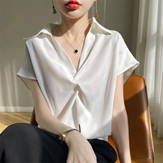新款胸前扭花飞飞袖时尚百搭长袖，女装衬衫，素语电商供货