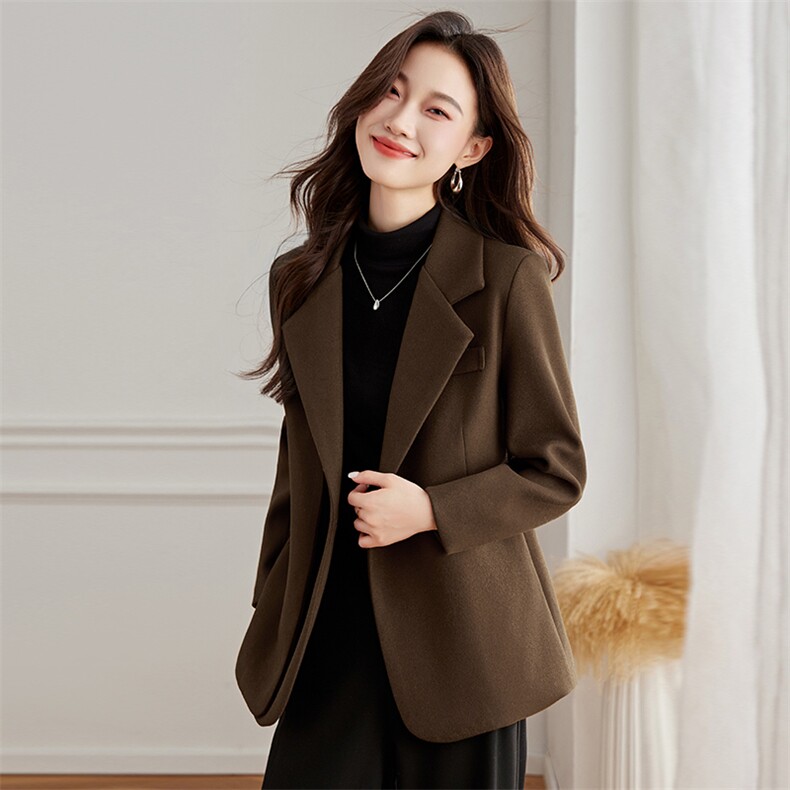 {现货}2025年冬季呢料大衣,女装毛呢外套,伊航服饰