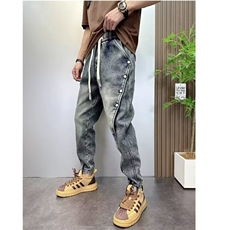 蓝色