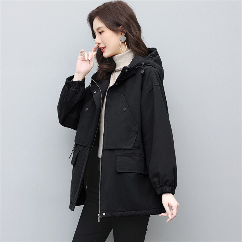 现货。2025冬装新款时尚简约气质休闲加绒连帽外套派克服。,女装派克服,依万里