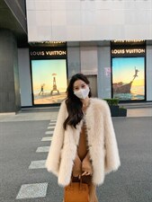 高档仿皮草外套毛毛外套，女装皮草，M.W 嫚维