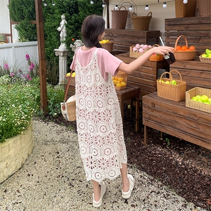 蕾丝镂空吊带连衣裙套装女2025夏季新款网红爆款粉色T恤裙两件套图片