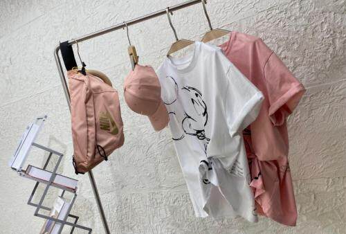 2??0??2??1??春款全面煥新??，女装，AMG