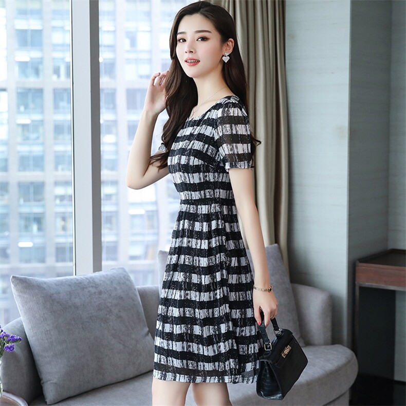 新款女装夏时尚正式场合成熟女人味流行夏季雪纺连衣裙,女装连衣裙,美吧服饰
