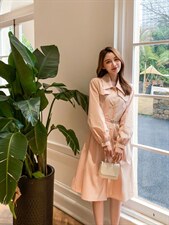 22春季新品复式口袋精致细链条腰带款连衣裙，女装连衣裙，珂妮卡COOZIC