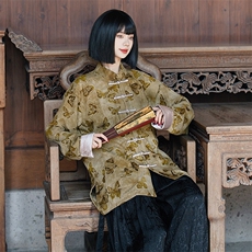 金蝴蝶色