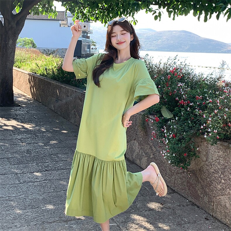 2025夏季新款牛油果绿超好看T恤裙女法式撞色拼接裙摆设计感长裙图片