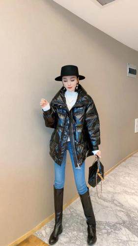 羽绒服，女装羽绒服，风姿秀衣