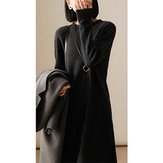 2025年秋季新款百搭圆领长袖针织套头长裙，女装连衣裙，唯若美羊绒