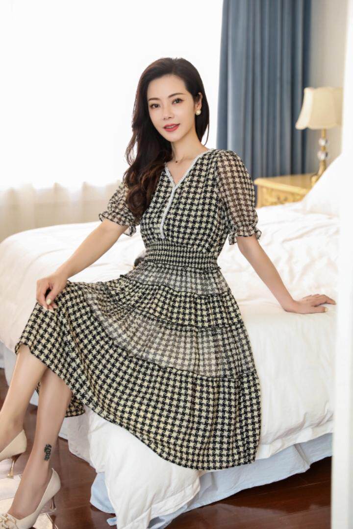 夏季新款连衣裙，女装连衣裙，艾伊贝雪