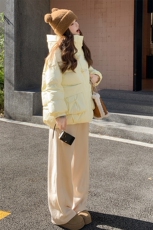 现货主推奶fufyu羊角扣连帽羽绒服2C236-T016-P245-K358，女装羽绒服，2C236