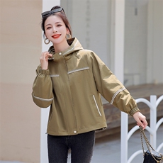 短外套女2024春季新款女装韩版时尚休闲连帽春秋风衣外套大量现货，女装短外套，慧尚依恋