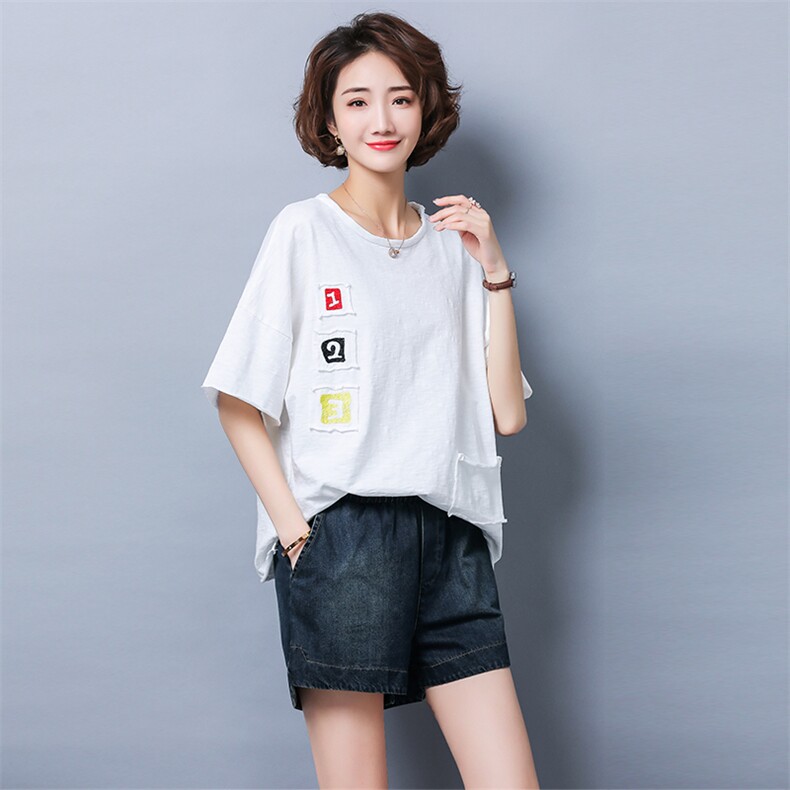 2021年夏季圆领纯色时尚舒适短袖字母贴补宽松短款,女装T恤,独衣靓