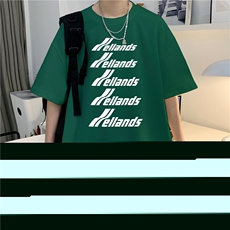墨绿色