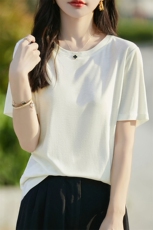 简约纯色莱赛尔真丝亲肤短袖T恤女圆领宽松醋酸垂感宽松半袖上衣，女装T恤，臻维羊绒
