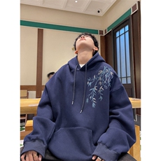 藏青色